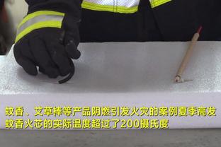 暗示？克洛普：VAR有问题但不必取消，我觉得正确使用是能做到的